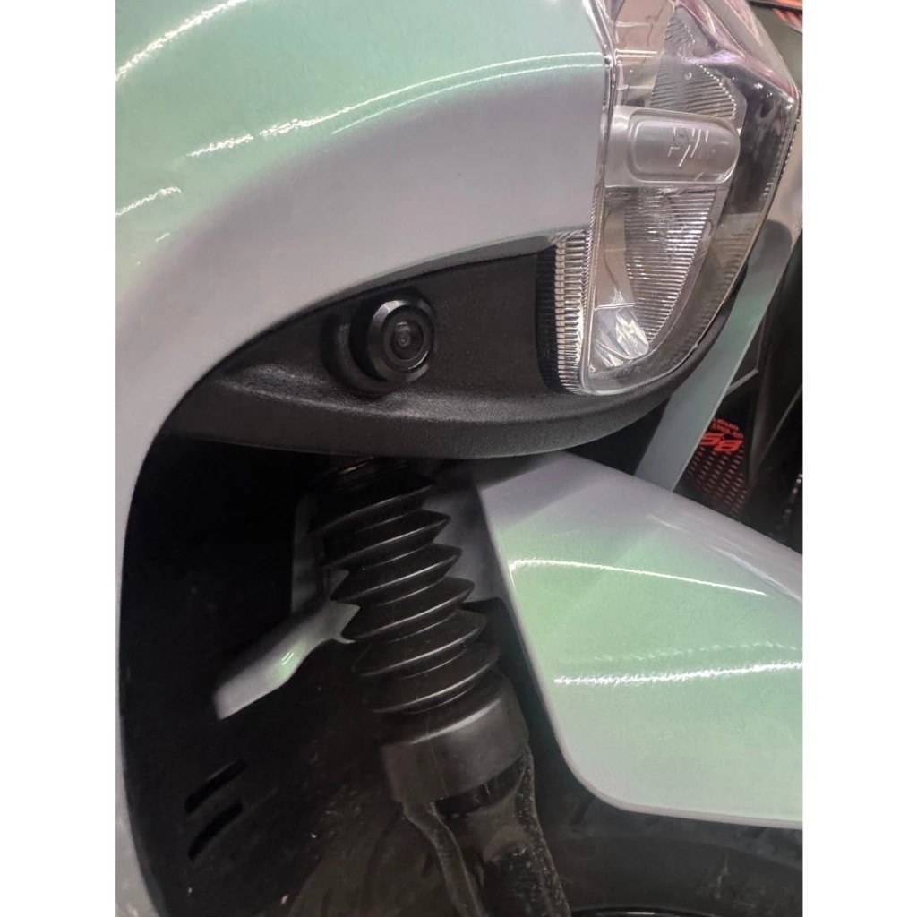 「小星精品」KOMAX CLBCU 蜂鳥 前鏡頭飾蓋 免手挖 快速安裝 CLBCU 直上 改裝 行車記錄器 配件