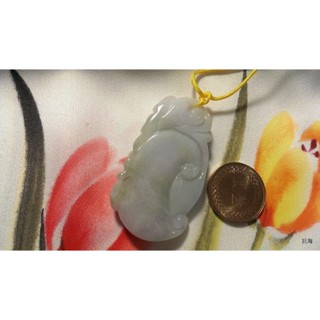 0187 天然緬甸礦石 玉雕件玉墜子編號G01冰種蘋果綠 玉如意