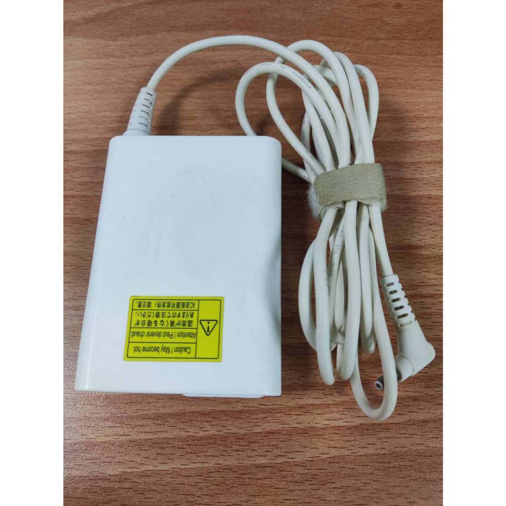 良品 新款 Acer 宏碁 原廠 充電器 小孔 3.0 1.1 mm 筆電 65W  變壓器 19V 3.42A 65瓦