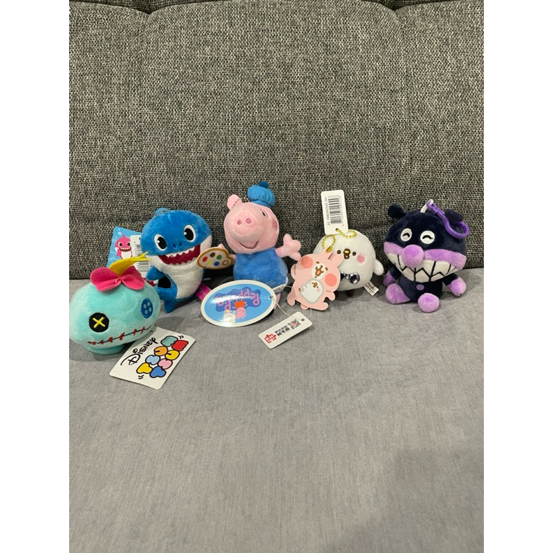 Tsumtsum  醜娃娃 史迪奇 卡娜赫拉 娃娃  p助 佩佩豬 喬治 細菌人 碰碰狐 鯊魚 BABY SHARK
