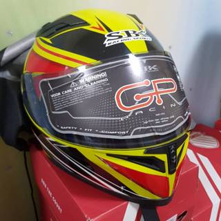 全新未用 SBK GP 全罩式安全帽 M號 內建墨片 附提袋 1550g 臺灣製造 超划算