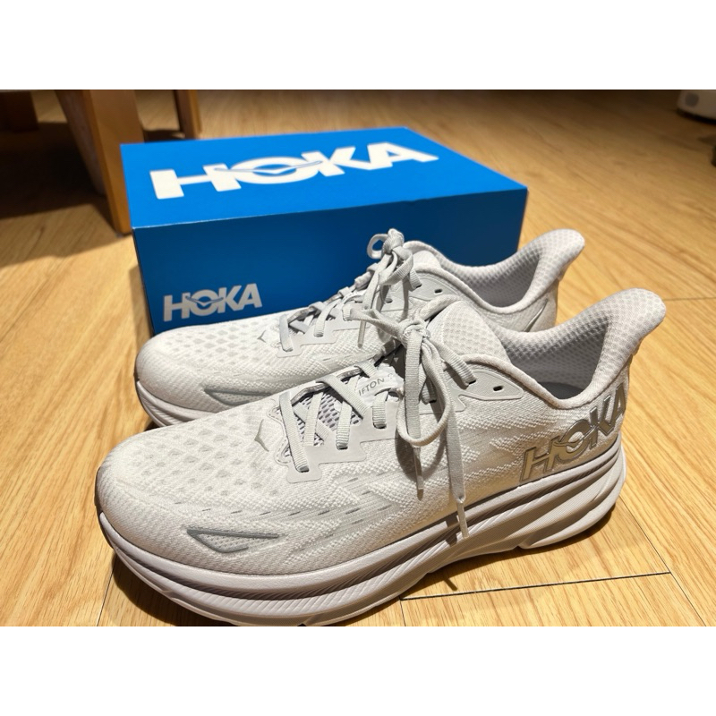 HOKA CLIFTON 9 US10.5 近全新