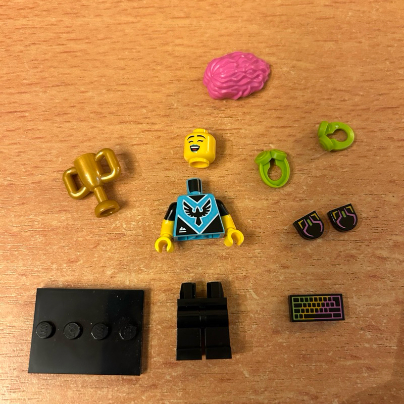 LEGO 71045 樂高人偶25代.2號-女性電競選手.電玩高手.螢光鍵盤/滑鼠