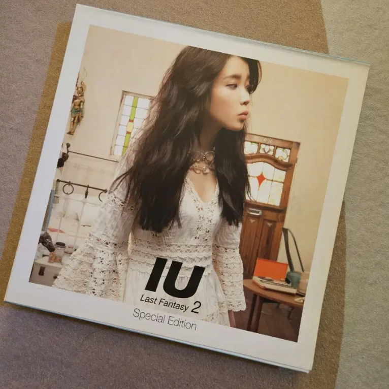 預購 IU 李知恩 二輯 限量版 Last Fantasy 2輯 Special Edition 絕版專輯