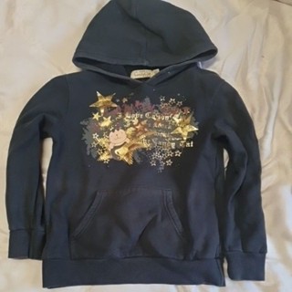 二手兒童黑色帽上衣110cm左右適穿