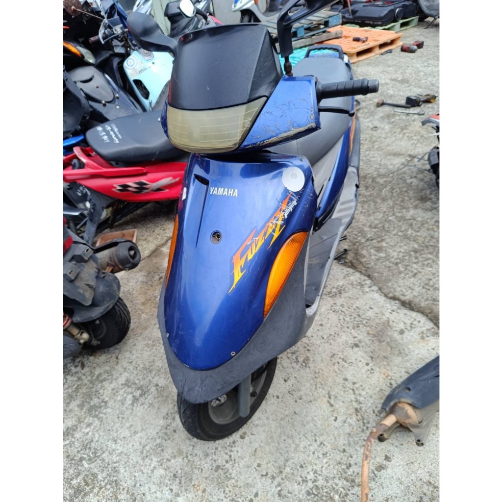 達成拍賣 山葉 迅光 125 置物箱 汽缸 缸頭 凸輪軸 KS 曲軸箱 啟動馬達 傳動組 空濾組 傳動蓋 齒輪箱 排氣管