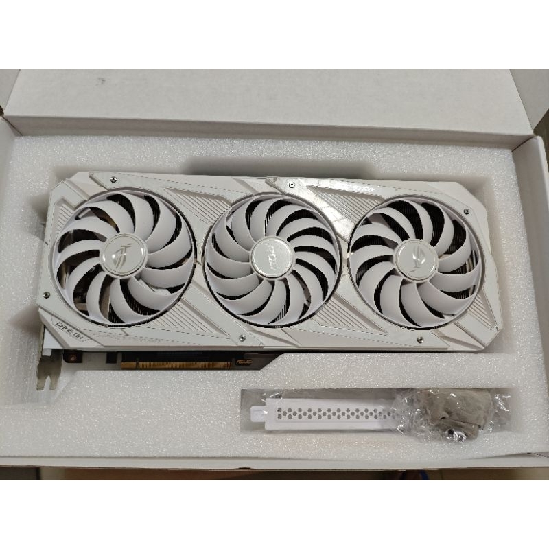 超稀有的白卡！華碩 ROG RTX 3090 24G white /超長保固 /顯示卡/ AI運算/ 4090 替代首選