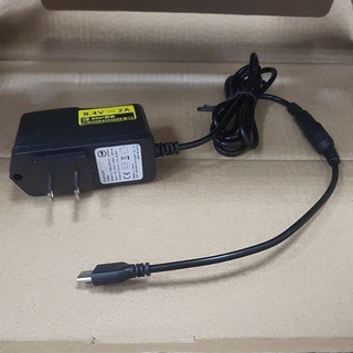 雷射水平儀 - 鋰電池充電器8.4V / 2A (DC插孔)+轉接線(DC插孔轉Type-C)