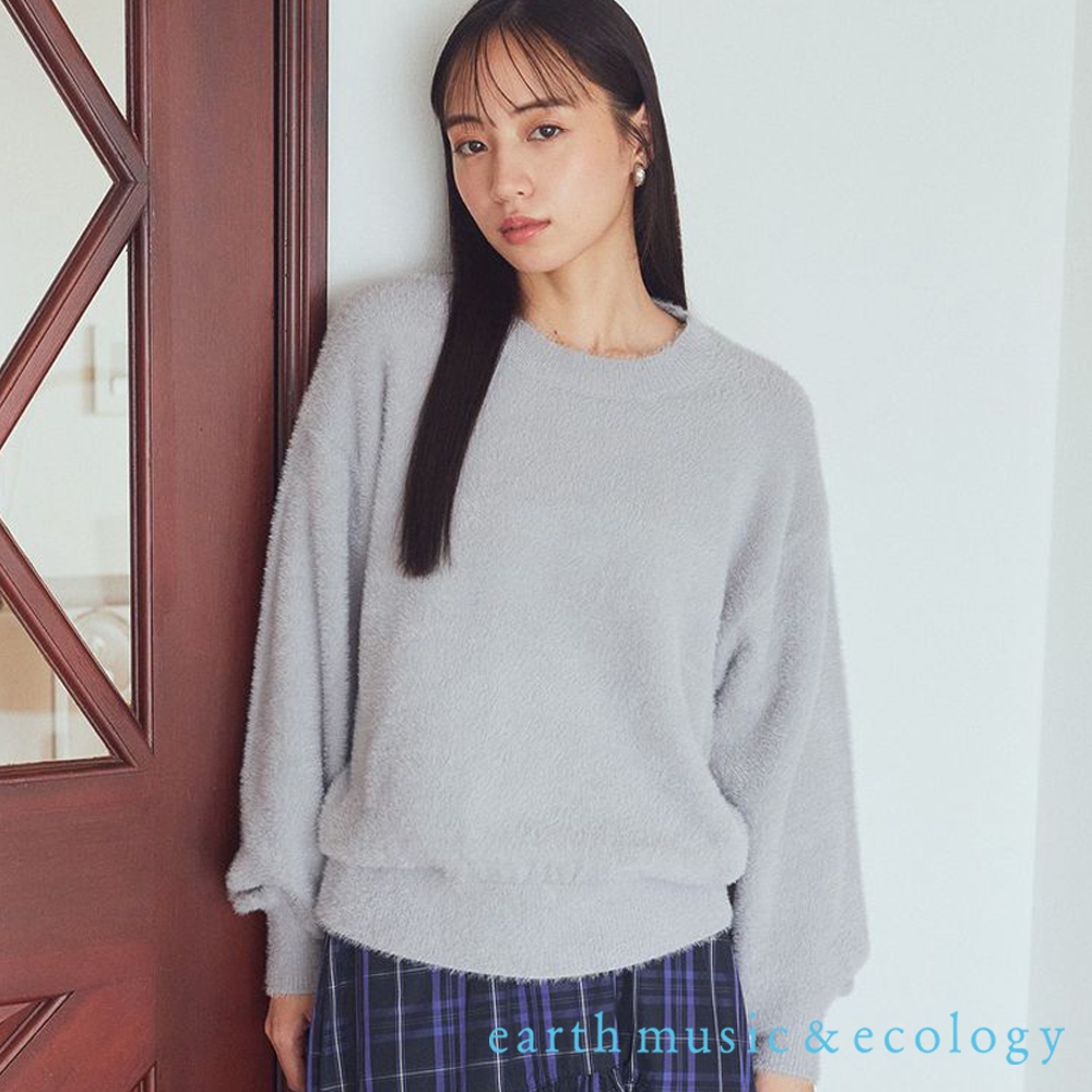 earth music&ecology 蓬鬆毛絨素面圓領針織上衣(1N44L2C0900)