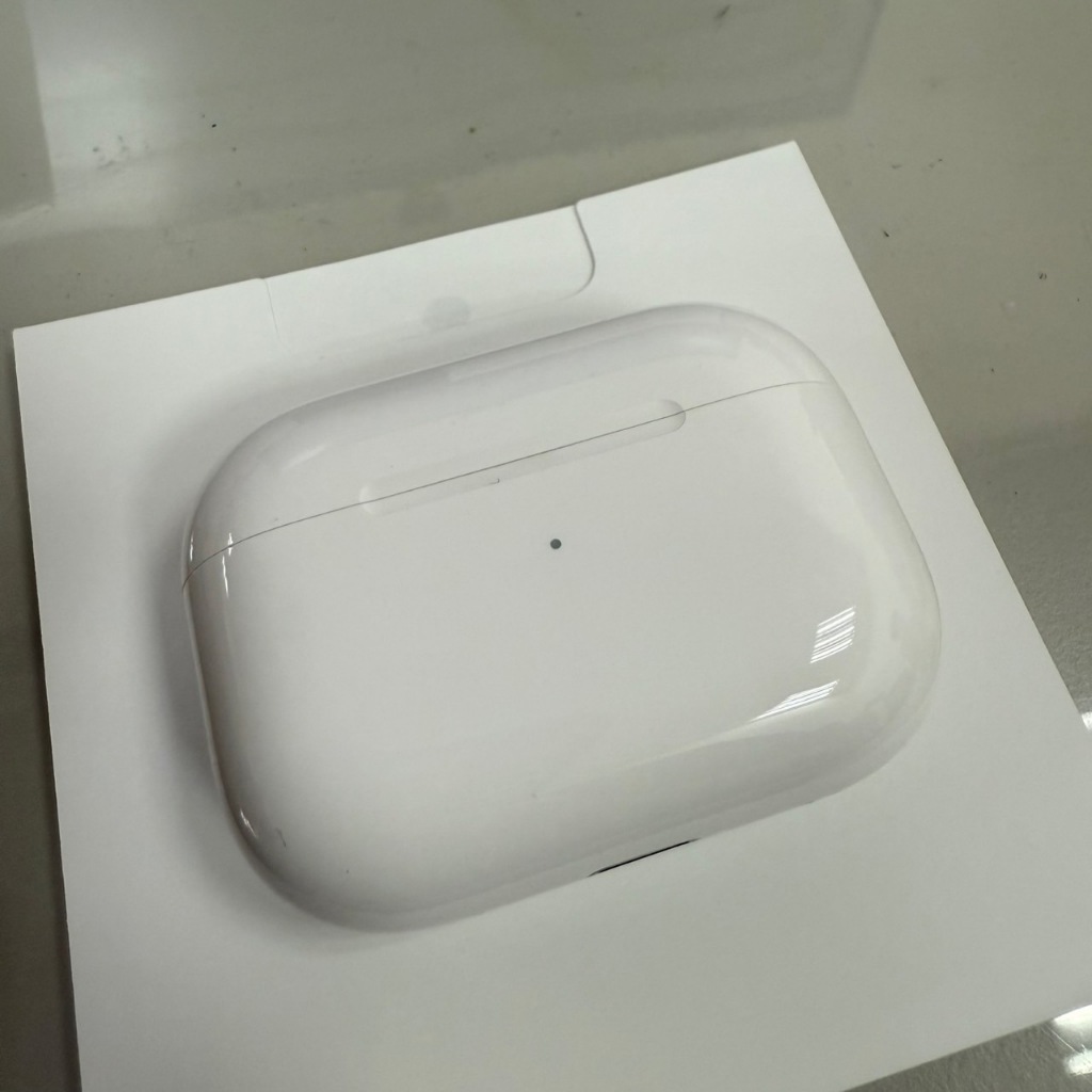 Apple Airpods Pro 2 - 搭配magsafe充電盒 USB-C【福利品】
