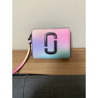 二手 MARC JACOBS THE SNAPSHOT 防刮牛皮拉鍊，獨角獸 ，撞色短夾 實用短夾