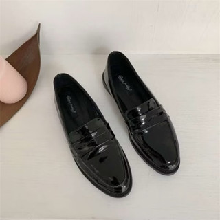 現貨‼️春夏秋冬必備單品/經典漆皮懶人樂福鞋/黑色/24cm