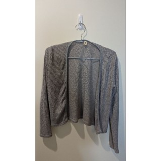 換工作清衣櫃！4S女生夏天全新二手衣服/襯衫/外套/薄外套罩衫