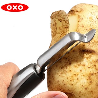 【OXO】不鏽鋼直式蔬果削皮器《泡泡生活》