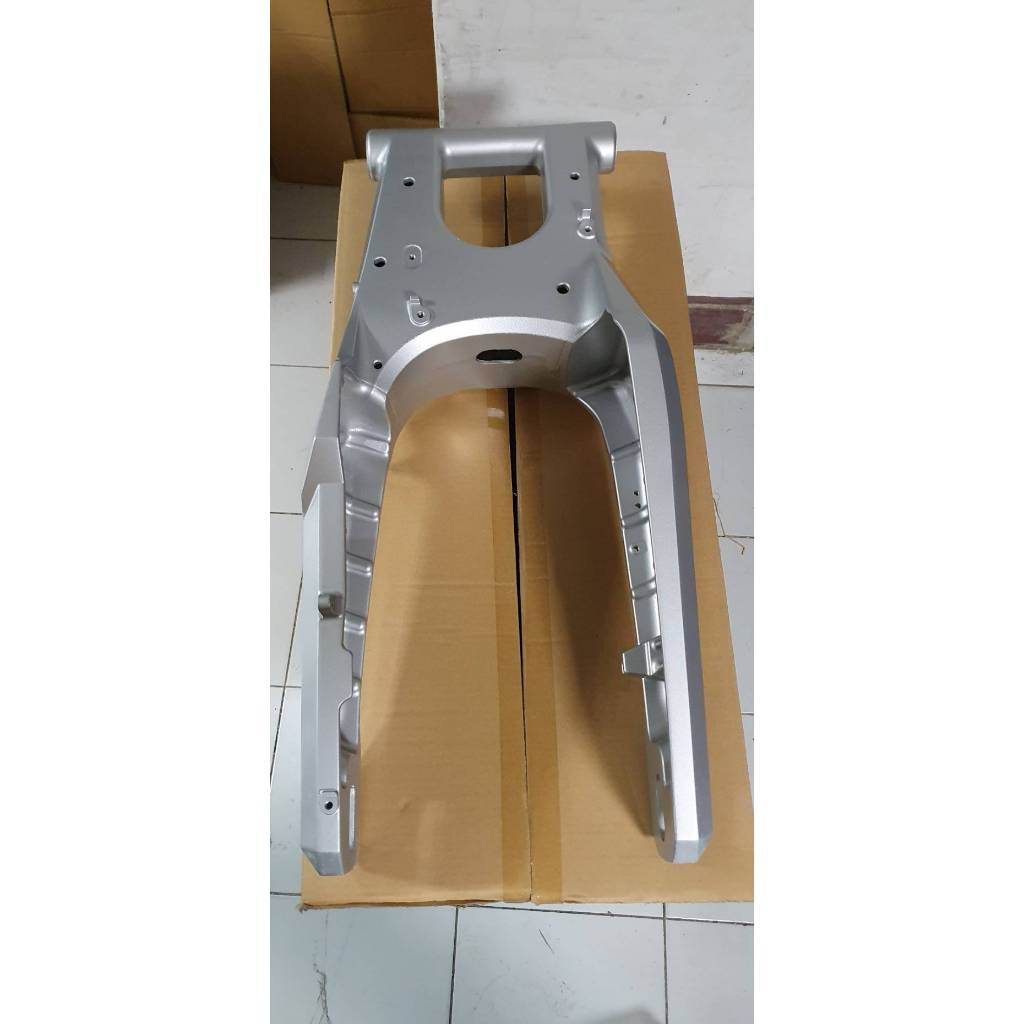 HONDA FORZA750 後搖臂