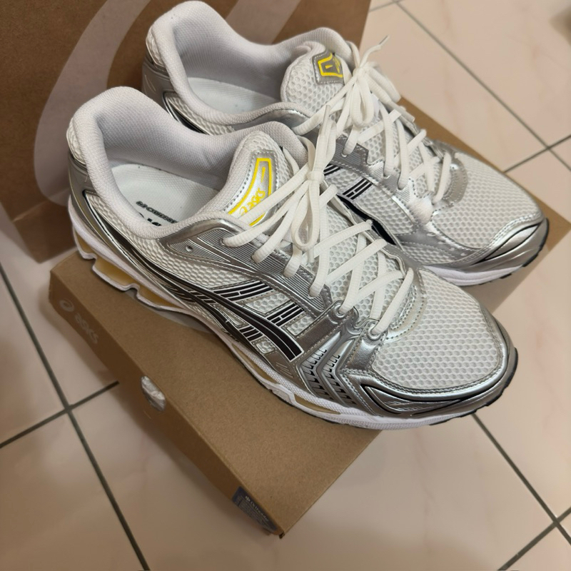 ASICS 亞瑟士 GEL-KAYANO 14 銀黃 29CM US11.5 UK10.5 (1203A537-101)