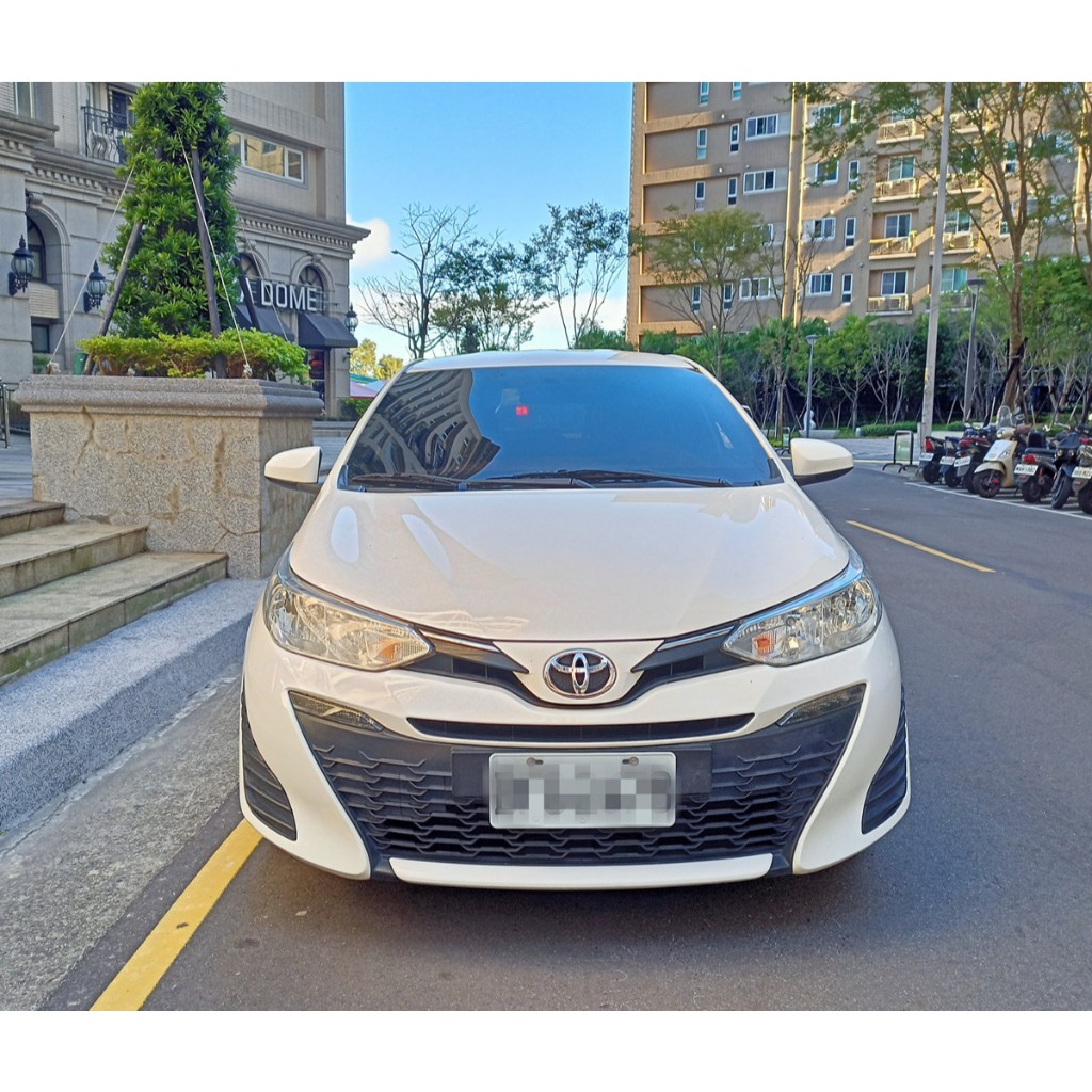 2018 TOYOTA YARIS 流線都會型小車 省油好開又好保養 ~ 中古車二手車國產車進口車休旅車掀背車認證車商用