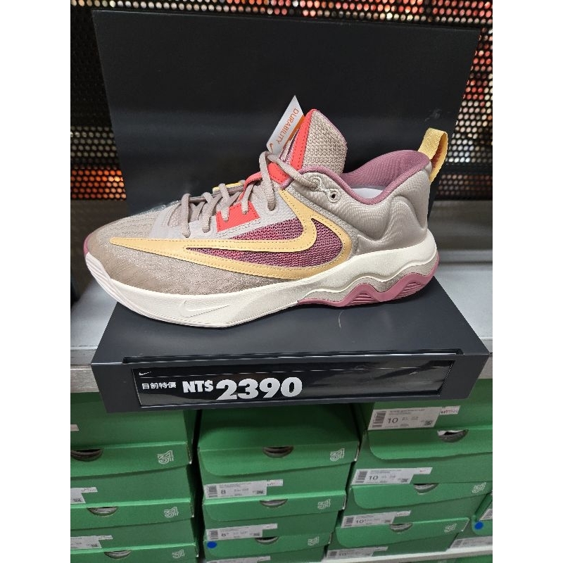 NIKE  GIANNIS IMMORTALITY 3 EP 藕粉 DZ7534-200