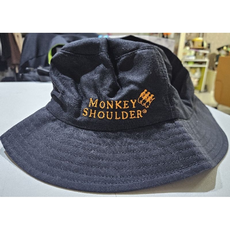 全新三隻猴子威士忌 漁夫帽+大容量筆電包