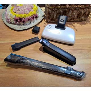 奇機通訊【Electrolux 伊萊克斯】Q9吸塵器 二手原廠 高處狹縫伸縮吸頭 軟毛吸頭 小毛刷頭 隙縫刷頭 已清潔