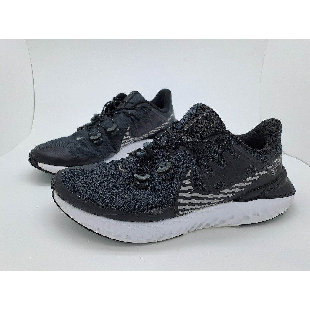 NIKE Legend React 3 Shield shoes