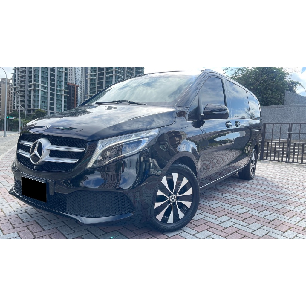 2022 Benz V250D 九人座 稀有車款 沒買到就等半年 便宜出售 直購價 199 萬 #中古車#九人座#商務車