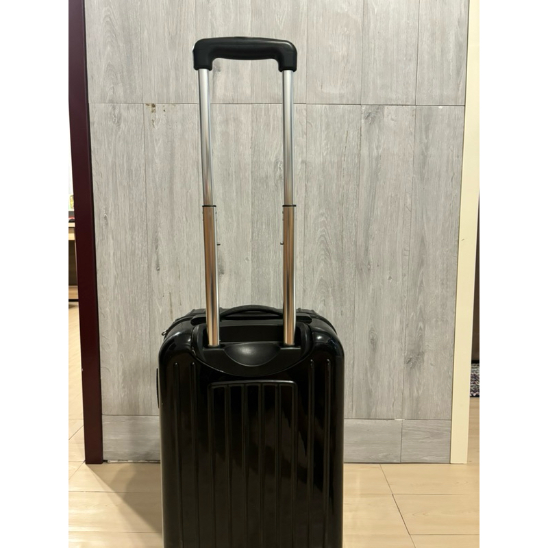 二手工具箱（商品在台北淡水）