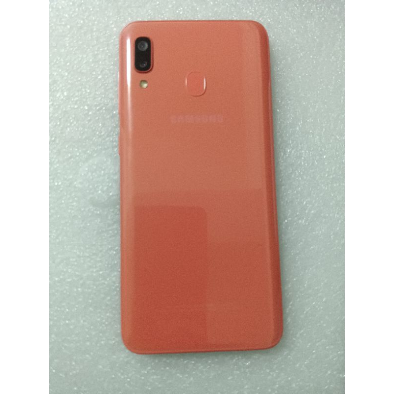 零件機 SAMSUNG A20 (3G/32G)液晶破不顯示