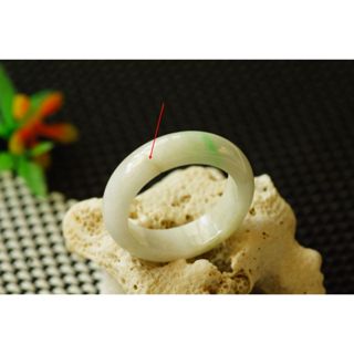 特價U3732玉戒指❀20#瑕疵品 翡翠玉A貨水潤飄綠花寬版戒圈指環戒子【緬甸玉翠軒】玉首飾品 男女款式