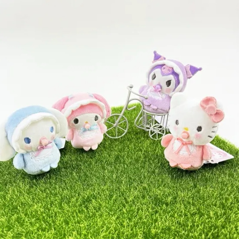 保證日本正版 Sanrio 三麗鷗 絨毛玩偶娃娃 (嬰兒不倒翁款) Kitty 酷洛米 嬰兒奶嘴娃娃 baby 奶嘴系列