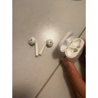 apple AirPods 2代 充電盒加耳機(可單賣)(二手)