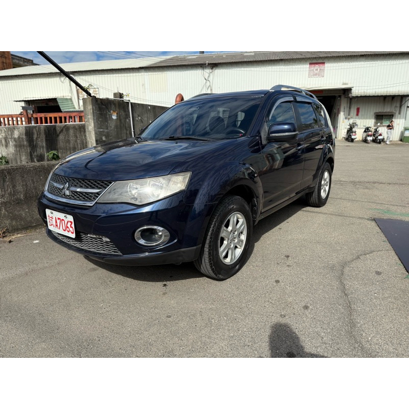 2011 Outlander 2.4 售12.8萬 台中大里看車 自售