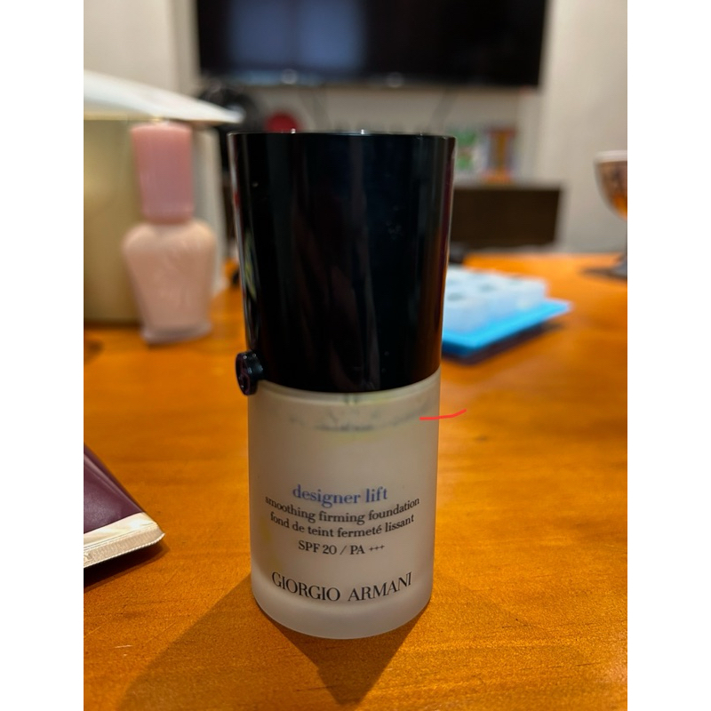 九成/Giorgio Armani/DESIGNER LIFT/設計師光感粉底液/SPF20/PA+++/色號3