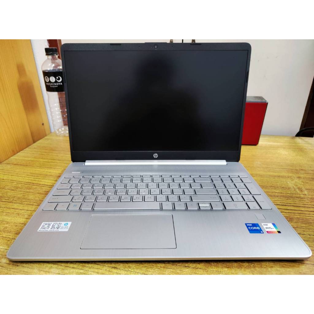 ♛極新-2023年製♛惠普 HP 15.6"超輕薄高階文書機(i5-1235U/8GB/W11/15s-fq5305TU