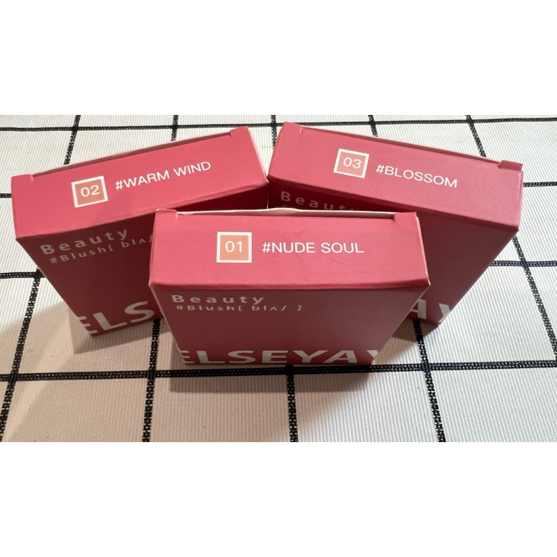 ❄️全新拍賣❄️ 即期 Kelseyaya 凱西 朕川姬凱西 腮紅 色號01 02 03