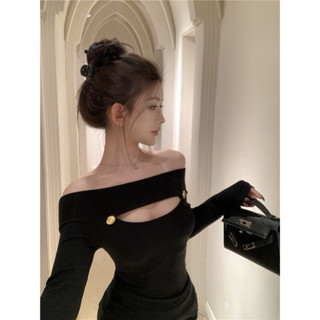 KIKIFAME🖤三色 辣妹性感金屬鏤空一字領上衣 鏤空上衣 鏤空T恤 長袖上衣 長袖T恤 挖胸上衣 露肩上衣 性感上衣