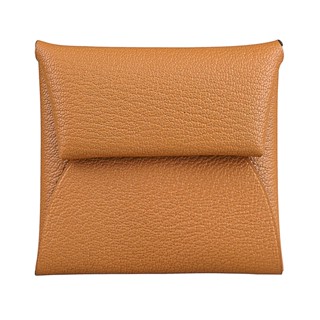 HERMES BASTIA內燙銀LOGO荔枝紋山羊皮釦式零錢包(焦糖棕)