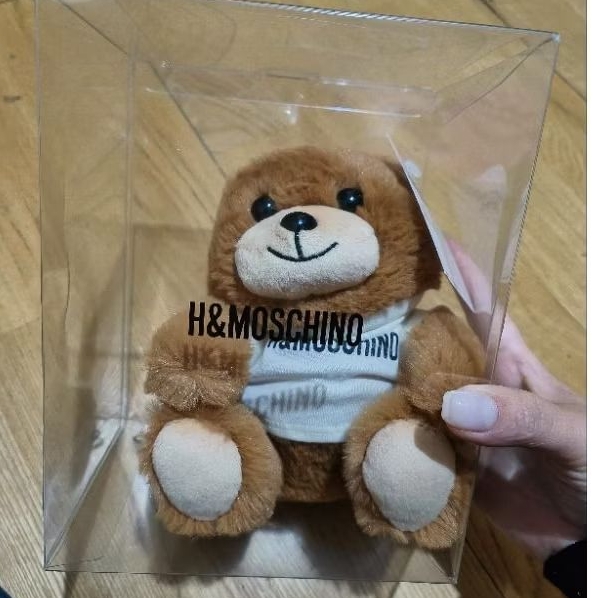 MOSCHINO - 【希少品♡VIPイベント】モスキーノ H&amp;M iPhone テディベア カバー テディベア モスキーノ iPhone15 Pro Maxケース かわいい