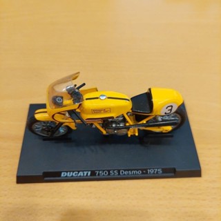 DUCATI CORSE義大利杜卡迪摩托車世界大賽系列 750 SS Desmo 1975 1:24經典重型機車模型組合
