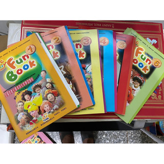 【100元】凱撒琳美語烘培屋~ABC bakery~Fun Book+Game Book1-12 DVD僅有10~12