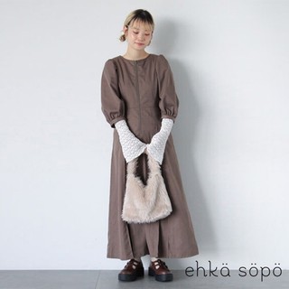 ehka sopo 圓領半拉鍊設計俐落壓褶連身洋裝(FF43L0H0780)