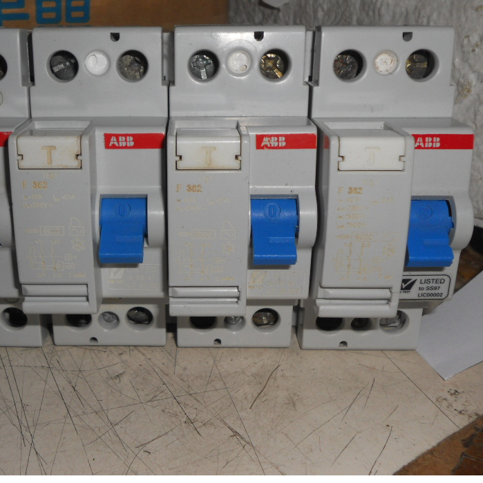ABB 漏電斷路器 ELCB F362 2P 40A 30mA (D1)