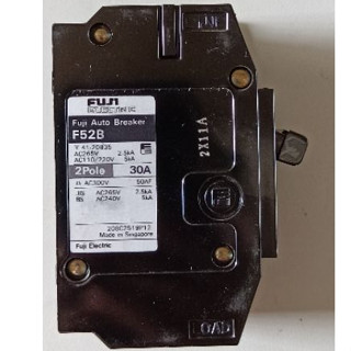 日本製 Fuji 富士 無熔絲斷路器 F52B 2P 30A 無熔絲開關