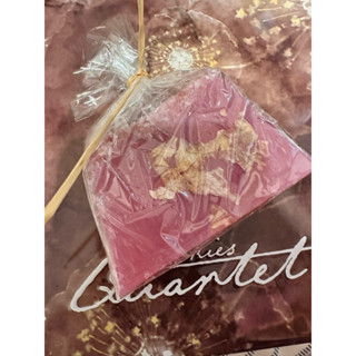 《菠丹妮 BOTANICUS》玫瑰小黃瓜手工皂30g