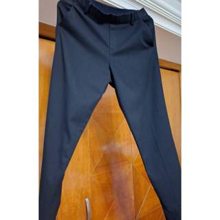 二手品 ~ Uniqlo 黑色長褲 中腰褲 西裝褲 九分褲 彈性長褲 上班褲 鬆緊褲頭 舒適柔軟 現貨