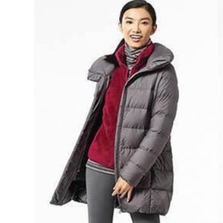 女裝近全新日本購回UNIQLO 特級ULTRA LIGHT DOWN系列輕薄款保暖羽絨長版外套尺寸M