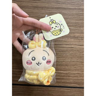 走走。日本［日貨代購］/全新現貨。吊牌未拆。吉伊卡哇ちいかわ強褓系列寶寶吊飾娃娃。兔兔烏薩奇