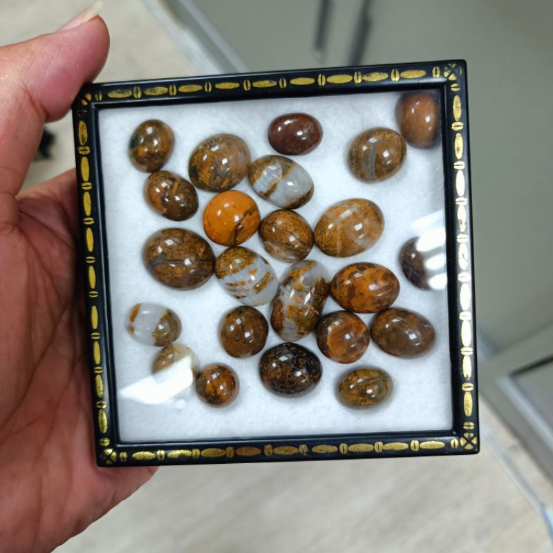 台灣本土玉石 戒面 賣以前加工的工錢都不夠 黃碧玉 雜化玉 心臟石 紅碧玉 龍鳳玉 虎皮玉