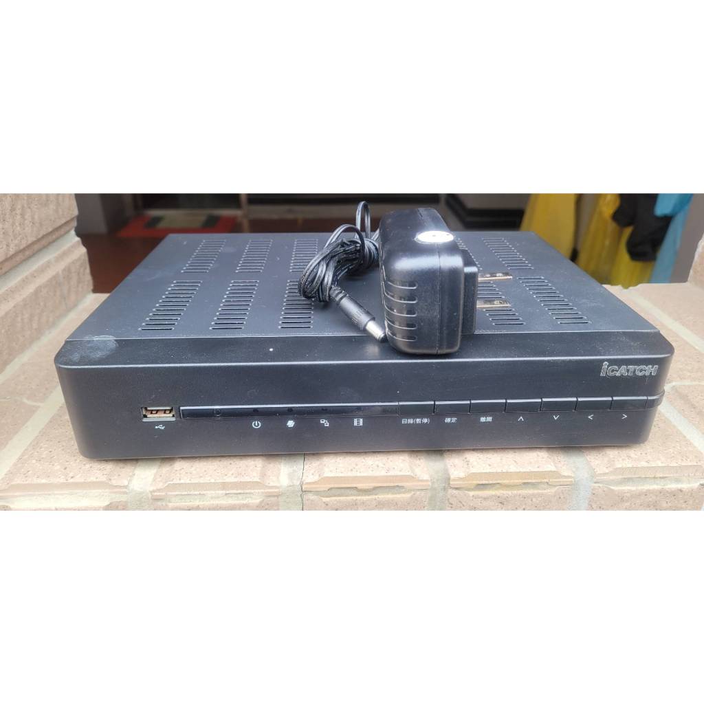 二手良品 DVR4路監視錄影主機iCATCH RAH-0428MU-J(支援400萬攝影機 含2T硬碟)