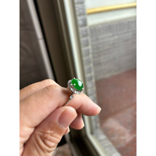 冰陽綠（冰種）戒指9.9mm，9.9mm，厚度3.9mm。 天然翡翠蛋面緬甸A貨🎉🎉